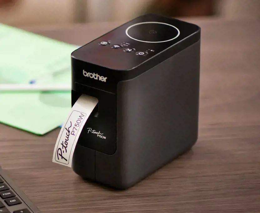 Brother PT-P750W, HSE/TZe, 180 x 180 DPI, 30 mm/s, laidinis ir belaidis, integruotas akumuliatorius, ličio jonų (Li-Ion)