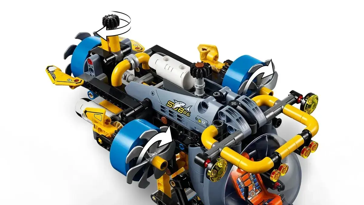 LEGO TECHNIC 42201 Deep Sea Research Submarine