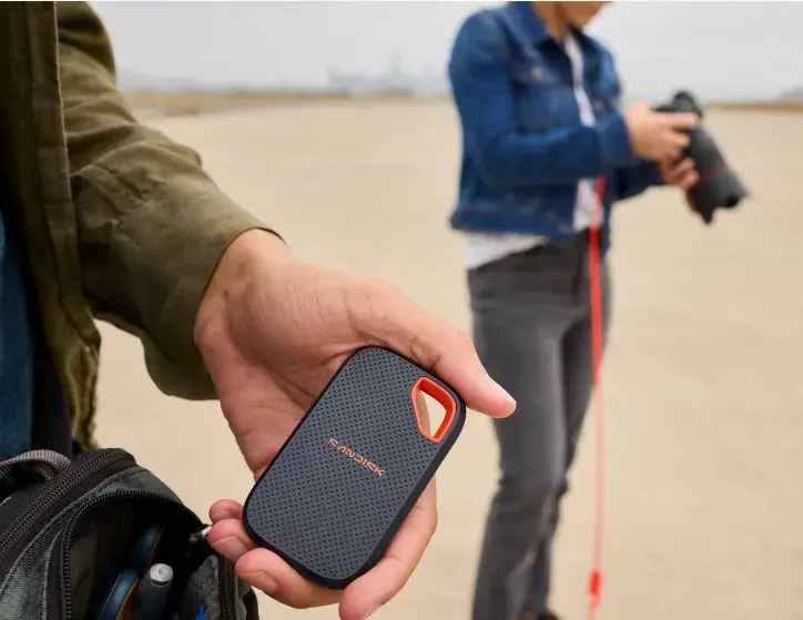 SanDisk Extreme Portable SSD (V3) 2 TB USB Type-C USB 3.2 Gen 2x2 Red, Blue