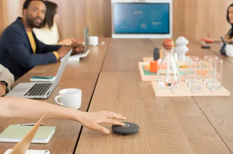 "Logitech Rally Mic Pod", stalinis mikrofonas, -27 dB, 90-16000 Hz, 48 kHz, visakryptis, 4,5 m