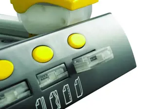 "Fellowes Neutron Plus" A4 formato popieriaus žoliapjovė, 10 lapų, 32 cm, A4, metalinė, plastikinė, grafitinė, sidabrinė, geltona, 476 x 218 x 78 mm