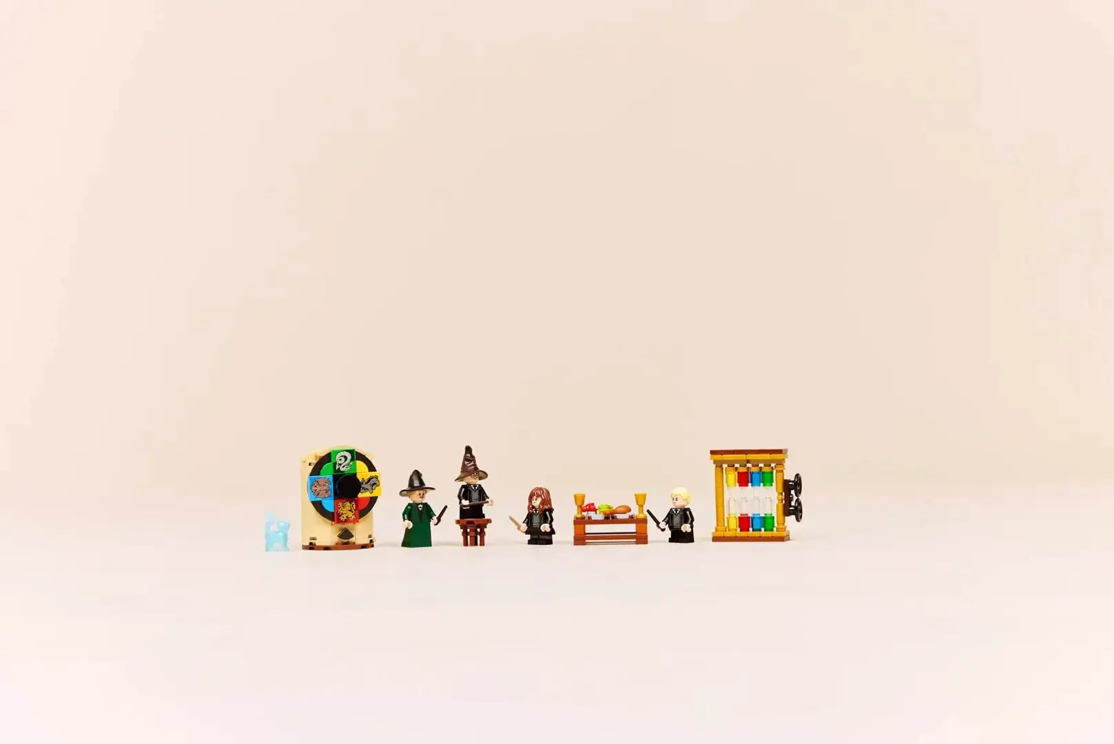 LEGO HARRY POTTER 76460 Hogwarts Castle - Sorting Hat Ceremony