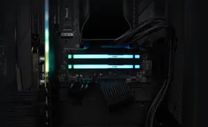 KINGSTON 32GB 5600MT/s DDR5 CL36 DIMM atmintinių rinkinys iš 2 "FURY Beast RGB