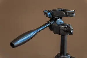 "Velbon" trikojis EX-230 II + telefono laikiklis