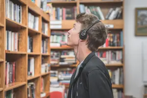 "Koss" laidinės ausinės KPH7g, ant ausų, 3,5 mm, žalios spalvos