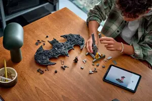 LEGO BATMAN 76330 The Batman Logo