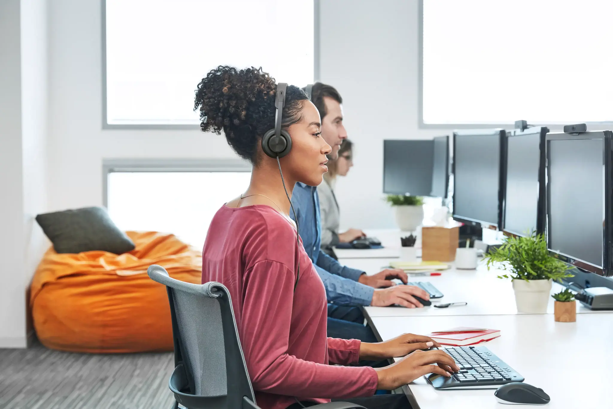 "Logitech Zone Wired Teams", laidinis, skambučiai/muzika, 211 g, ausinės, grafinis