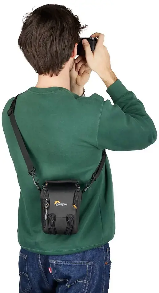 Lowepro camera bag Adventura SH 115 III, black