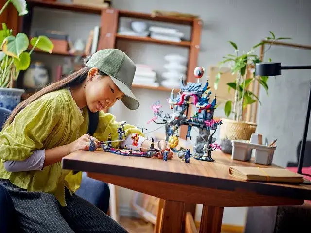 LEGO Ninjago 71813 Shadow Wolf Mask Dojo