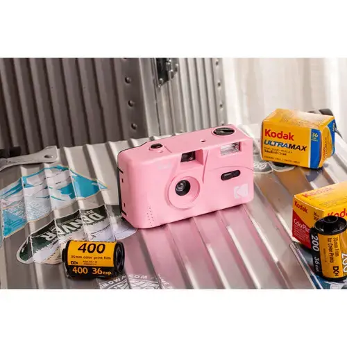 KODAK M35 REUSABLE CAMERA PINK
