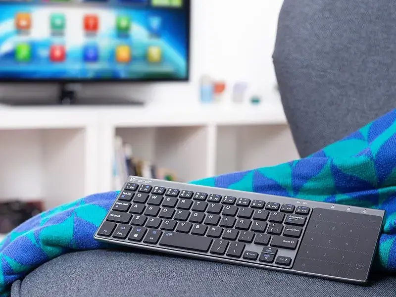 "TRACER Expert" 2,4 Ghz belaidė klaviatūra su jutikliniu kilimėliu