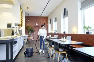 Office Vacuum Cleaner NILFISK VP400 HEPA XT EU 700 W 10 l 107421171