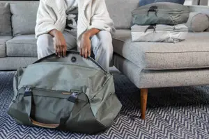 "Peak Design" kelioninė daiktadėžė 65L, šalavijas