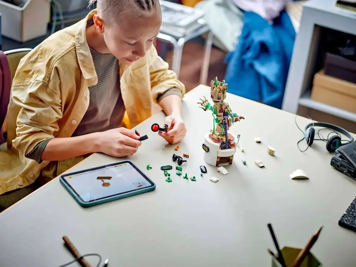 LEGO MARVEL 76297 Dancing Groot