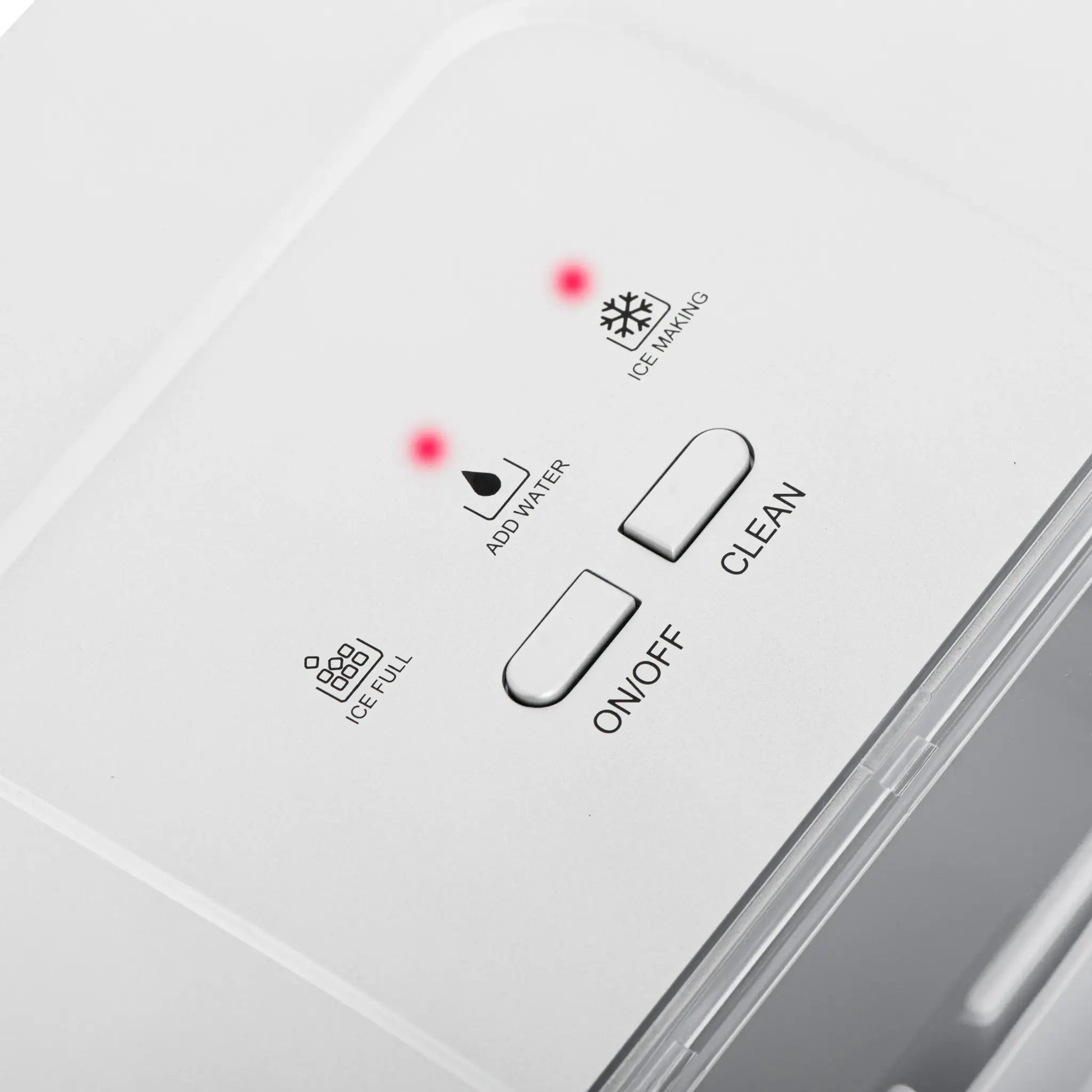 "Adler AD 8086" ledo gaminimo įrenginys, sidabrinės spalvos