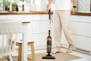 "Adler" dulkių siurblys AD 7049 Laidinis darbinis, rankinis 2in1, 600 W, - V, juodas, 24 mėn. garantija