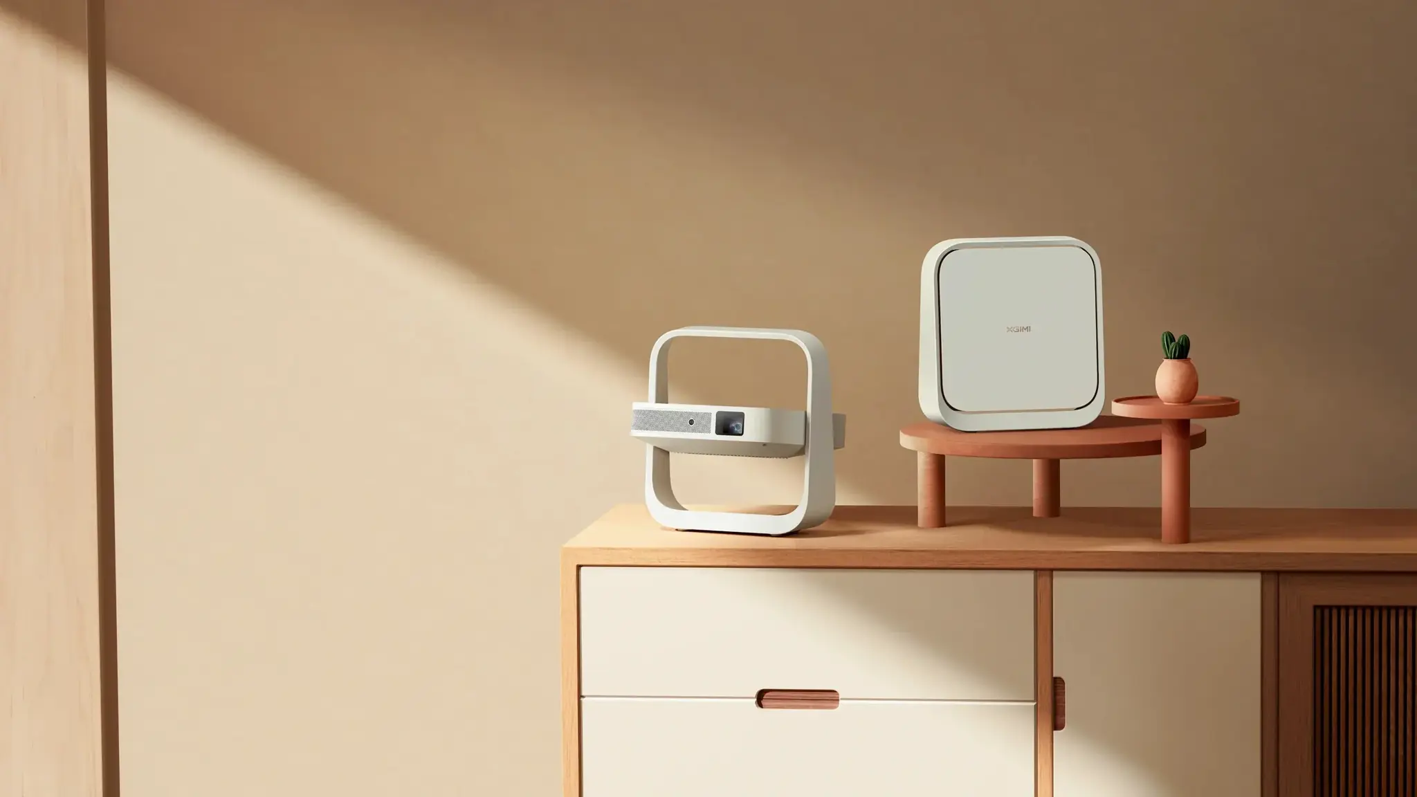 Xgimi projector Elfin Flip Plus