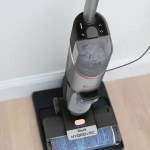 Shark WD210EU vacuum Cylinder vacuum Dry&wet 170 W Bagless