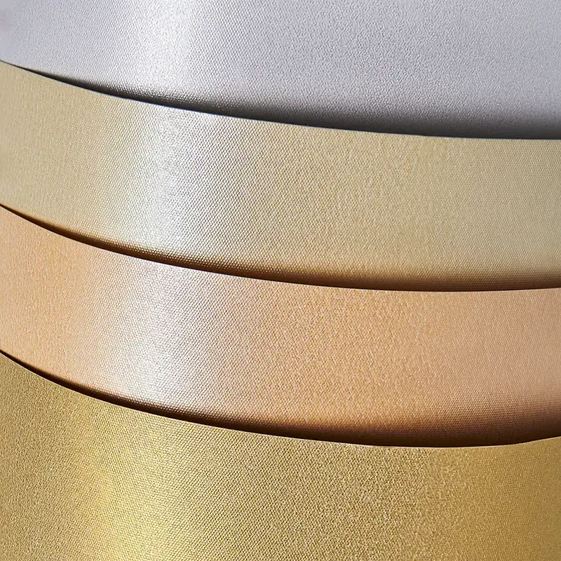 Dekoratyvinis popierius PREMIUM ICELAND, A4, 220 gr., 20 vnt./pak., deimanto baltumo sp.