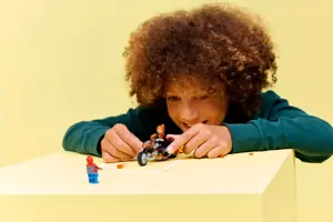 LEGO MARVEL 76335 Spider-Man vs. Ghost Rider Motorcycle