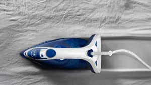 TEFAL | FV5735E0 Easygliss Plus | Steam Iron | 2500 W | Water tank capacity 270 ml | Continuous steam 45 g/min | Steam boost performance 220 g/min | Blue/White