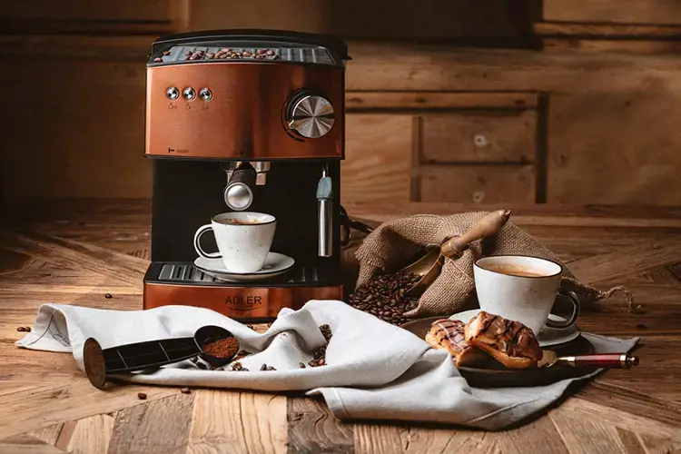 Kavos aparatas Adler AD 4404cr, 1,6 litrai, 850 W, Juoda, Rankinis