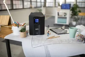 APC Smart-UPS C 1000VA LCD 230V su "SmartConnect