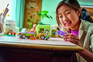 LEGO FRIENDS 42695 Horse and Baby Foal Trailer