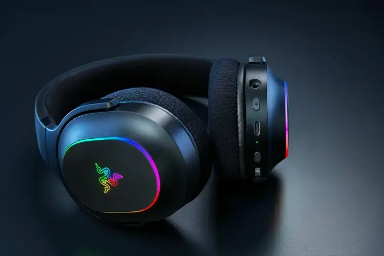 Razer Barracuda X Chroma Belaidės žaidimų ausinės, Bluetooth, Juoda