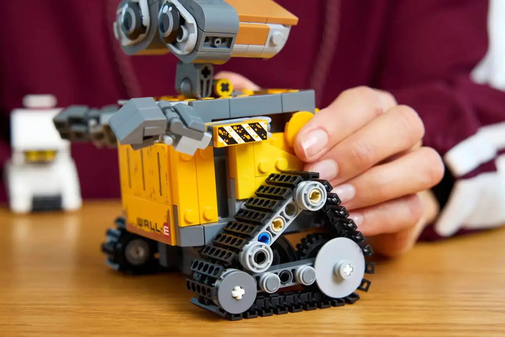 LEGO DISNEY 43279 Wall-E & Eve