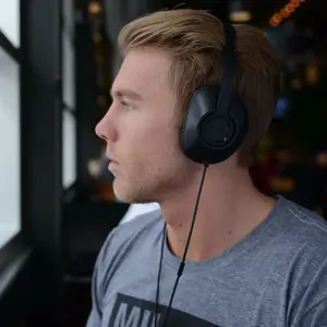 "Koss" laidinės ausinės UR23iK, ant ausų, su mikrofonu, 3,5 mm, juodos spalvos