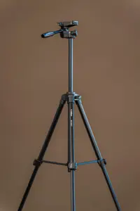 "Velbon" trikojis EX-230 II + telefono laikiklis