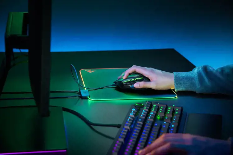 RAZER Žaidimų pelės kilimėlis Razer Firefly V2