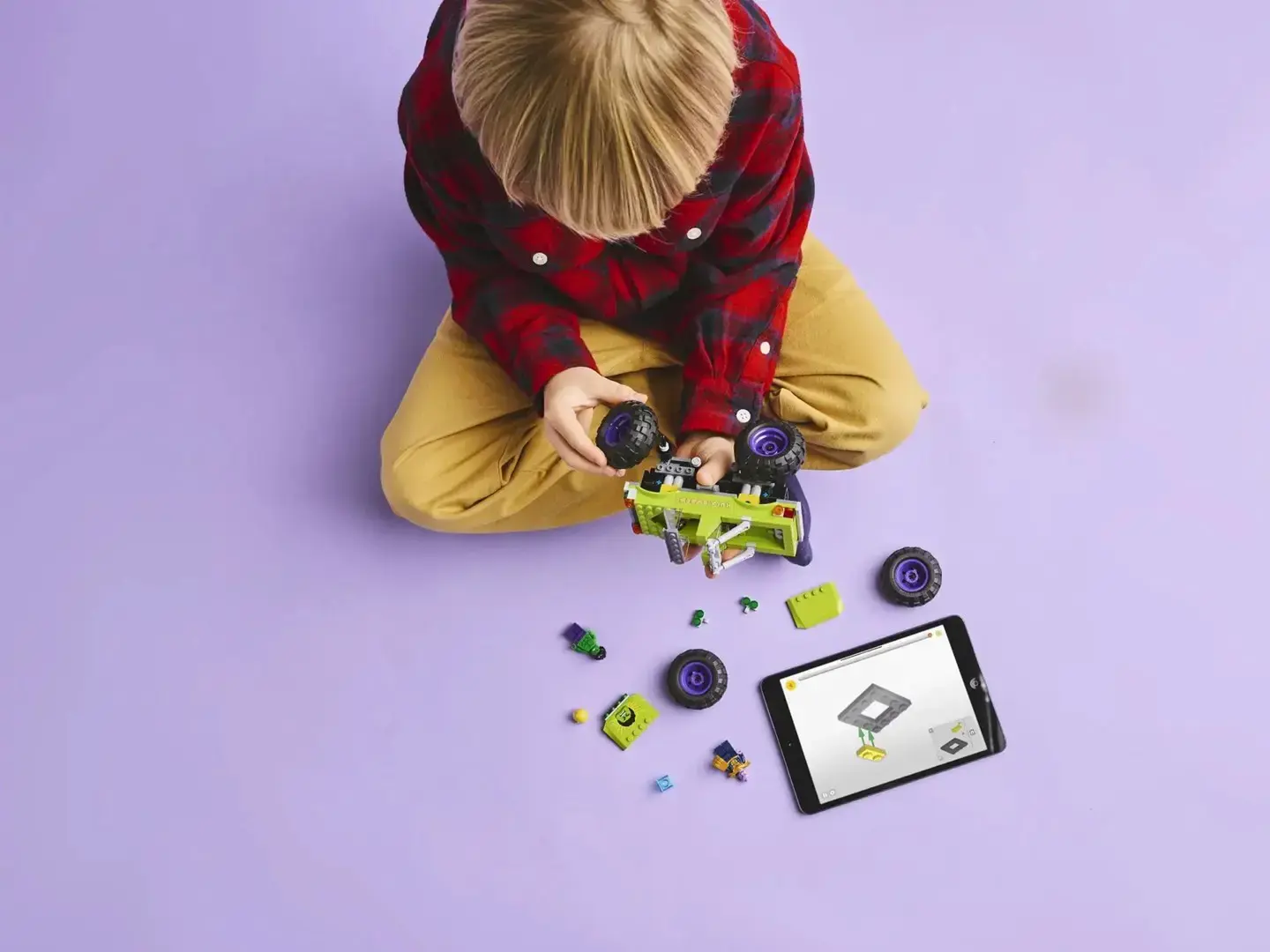 LEGO MARVEL 76312 The Hulk Truck vs. Thanos