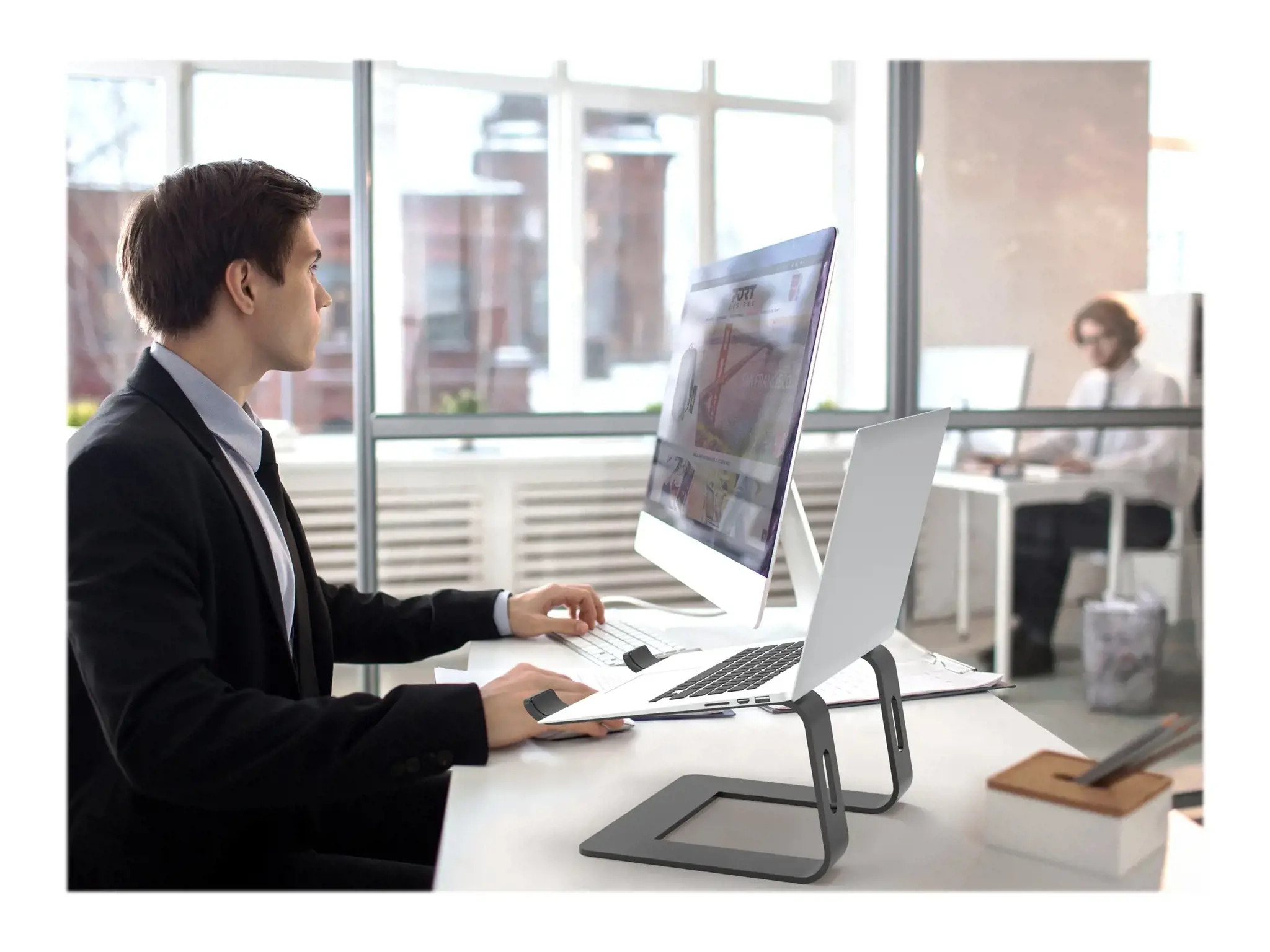 "Port Designs" 901103 Nešiojamojo kompiuterio stovas 39,6 cm (15,6"), aliuminis, juodas