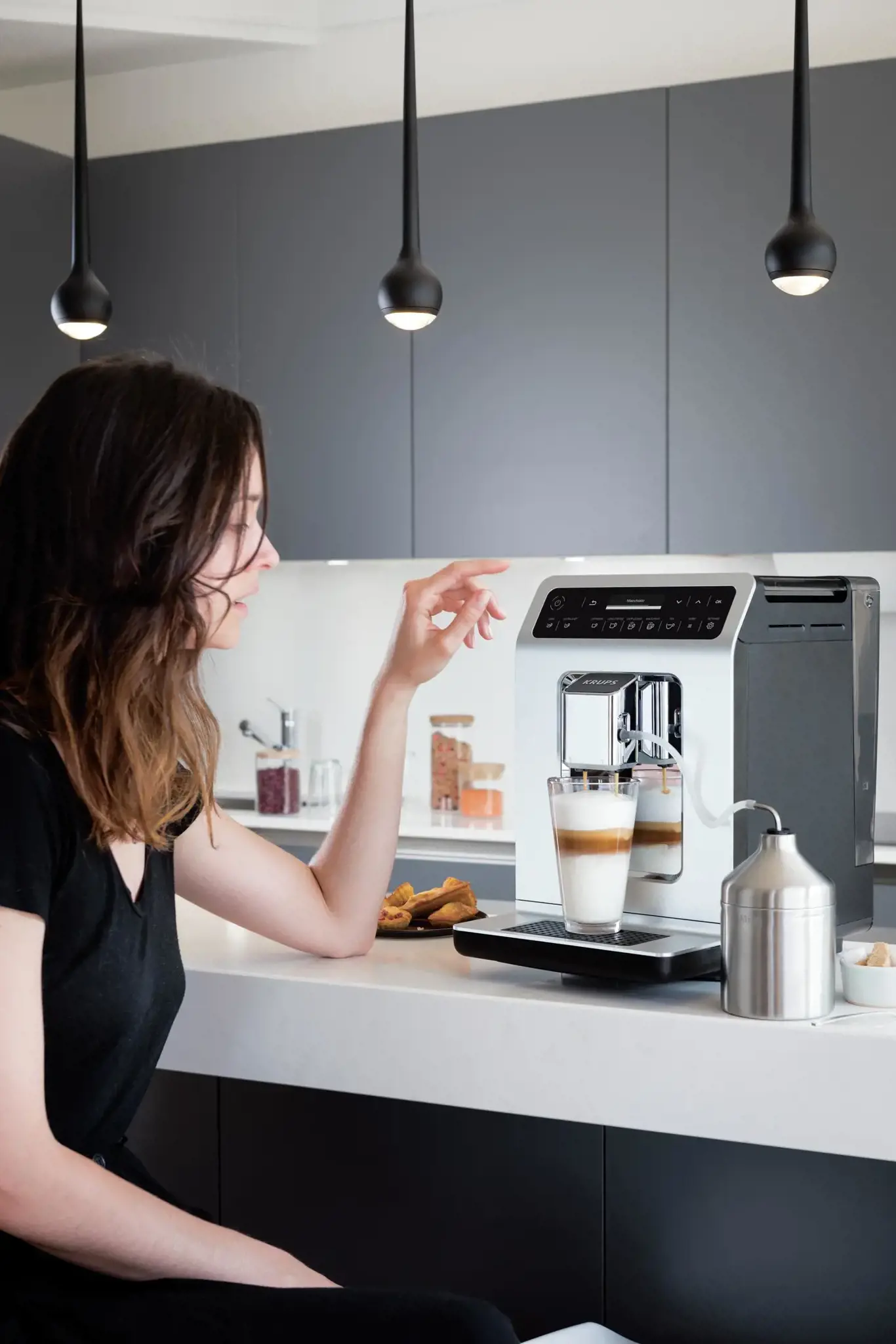 Krups Evidence EA8901, Espresso machine, 2.3 L, Coffee beans, Built-in grinder, 1450 W, White