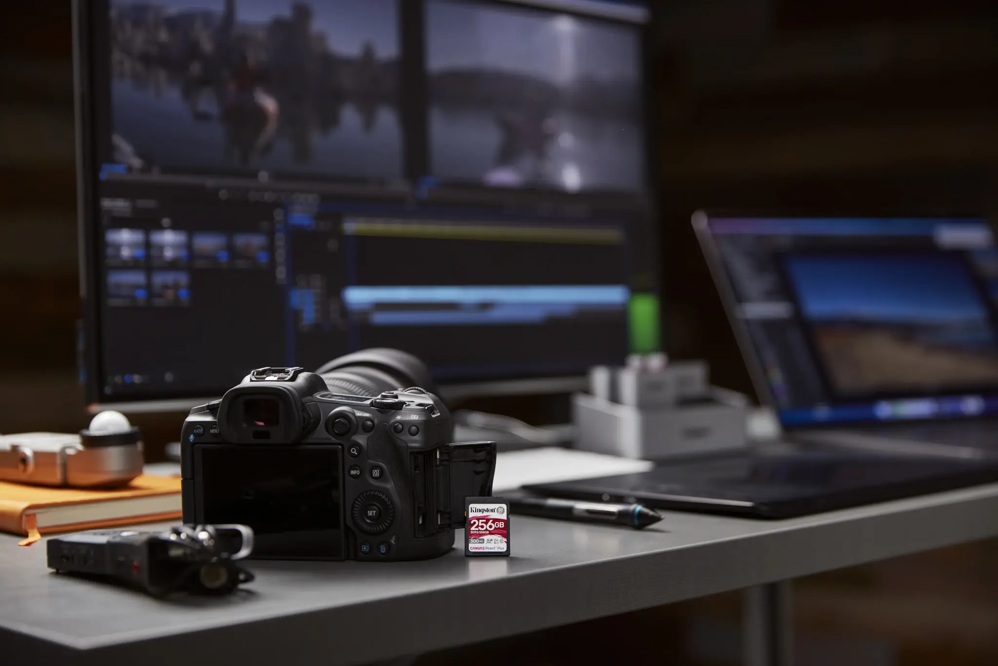 KINGSTON 256 GB "Canvas React Plus SDXC UHS-II 300R/260W U3 V90", skirtas "Full HD/4K/8K