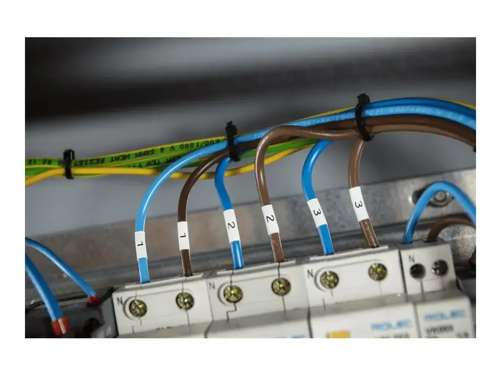 Brother HSE-621E, Yellow, China, Brother, 69 mm, 155 mm, 18 mm