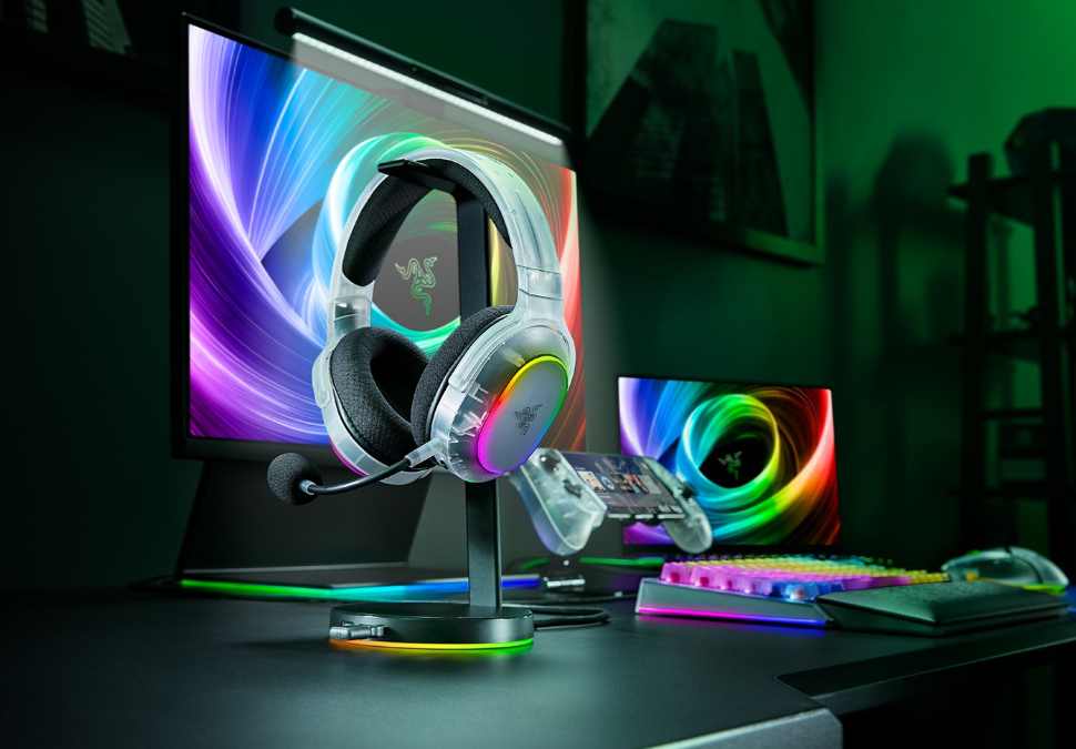 Razer Multi-Platform Gaming Headset | Barracuda X Chroma | Bluetooth | Over-Ear | Microphone | Wireless | Phantom White Edition