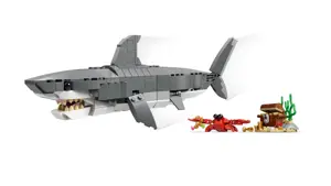 LEGO CREATOR 3 IN 1 31381 Fierce Shark with a Treasure Chest