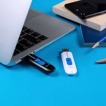 TRANSCEND JetFlash790 32GB USB 3.0, balta