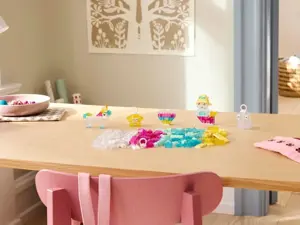 LEGO CLASSIC 11040 Magical Transpanent Box