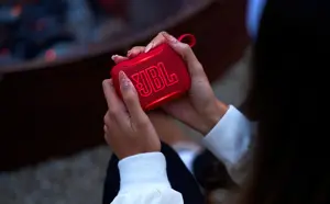 JBL wireless speaker Go 5, red