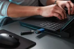 KINGSTON 64GB USB 3.2 Gen 1 DataTraveler Exodia M juoda + mėlyna 2 vnt.