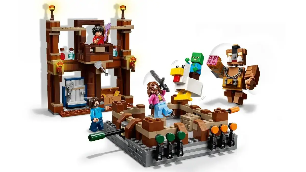 LEGO MINECRAFT 21272 Woodland Mansion Fighting Ring