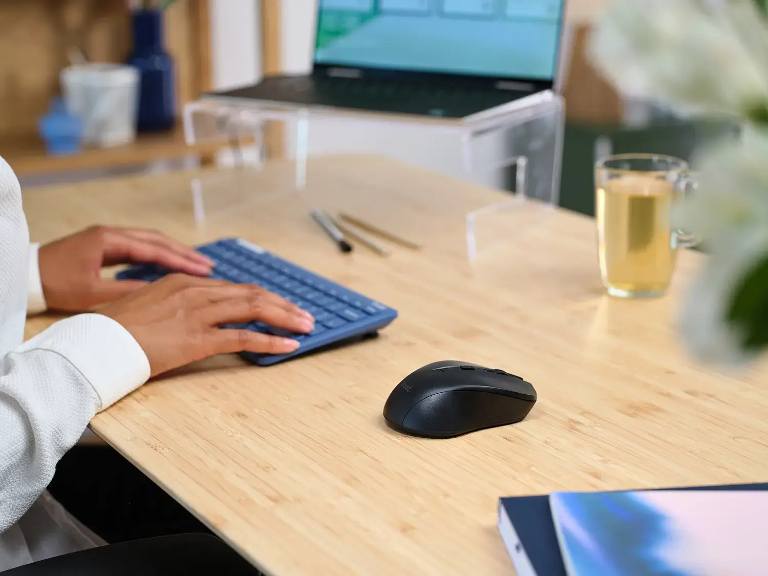 "Trust Mydo", dvipusis, optinis, RF belaidis, 1800 DPI, juodas