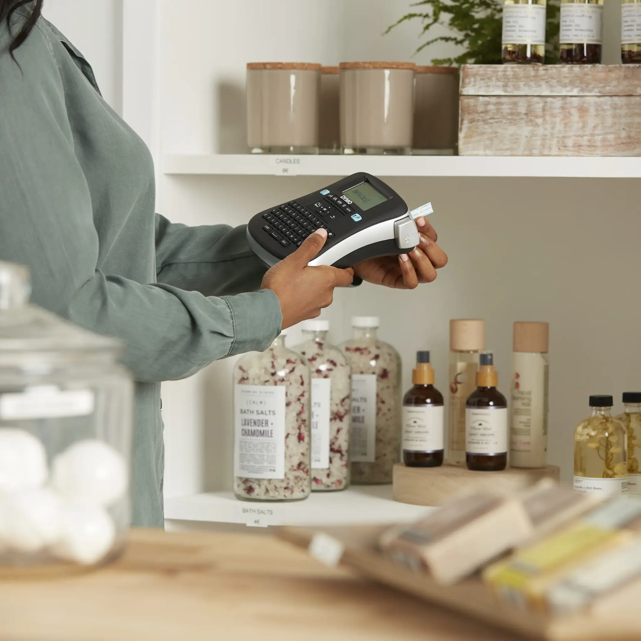 DYMO LabelManager ® ™ 210D - QWZ, QWERTZ, D1, Thermal transfer, 180 x 180 DPI, 12 mm/sec, Black, Silver