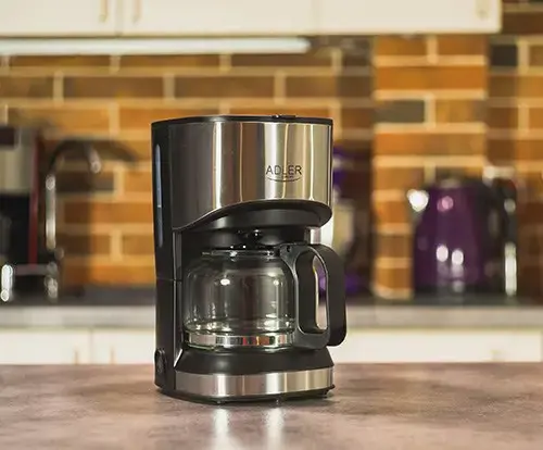 Kavos aparatas Adler AD 4407, 0,7 litrai, 550 W, Juoda, Pusiau automatinis