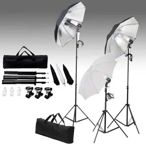 Fotostudijos rinkinys su lempomis ir fonu