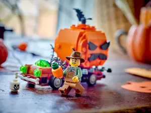 LEGO 40822 Jack-O'-Lantern Pickup Truck